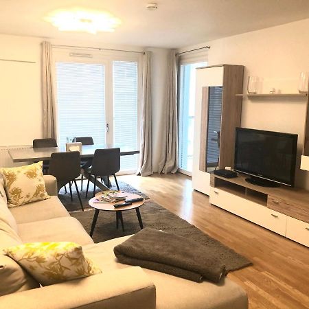 Amazing Austria Center Apartment Near Uno City Wina Bagian luar foto