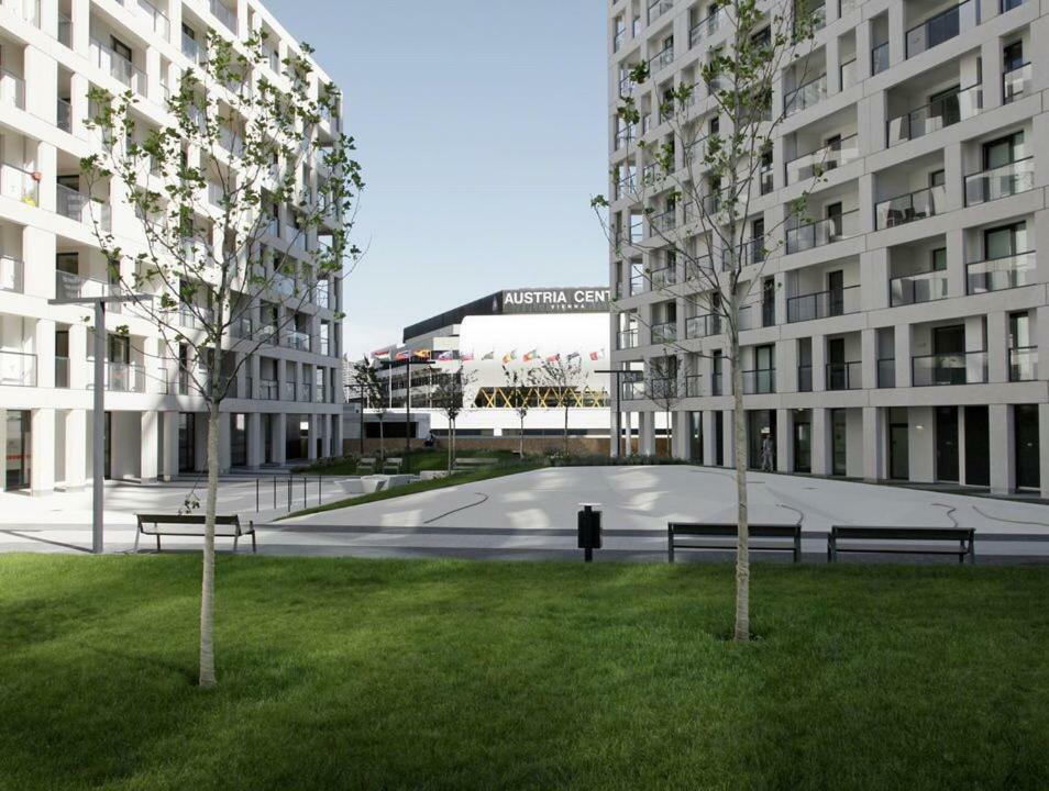 Amazing Austria Center Apartment Near Uno City Wina Bagian luar foto